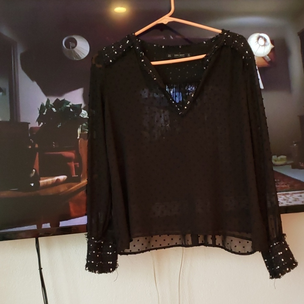 Cut Vneck tweed and sheer dimpled top